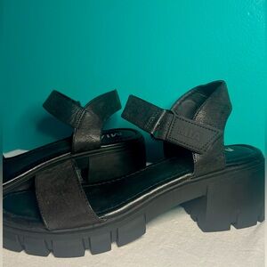 Black Mia Platform Sandals